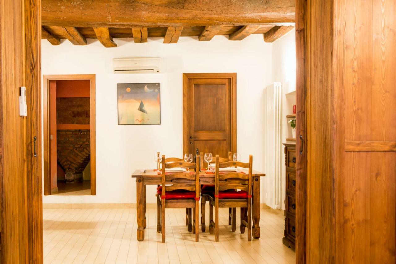 Art Apartment Vicolo Del Panico Florence Luaran gambar